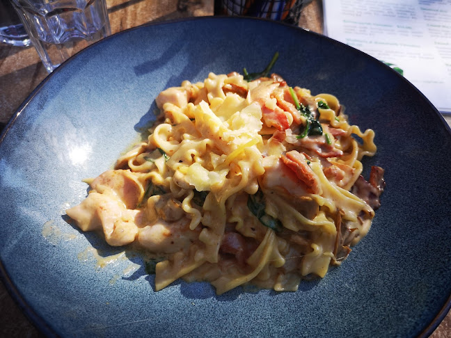 407 Peel St, Tamworth NSW 2340