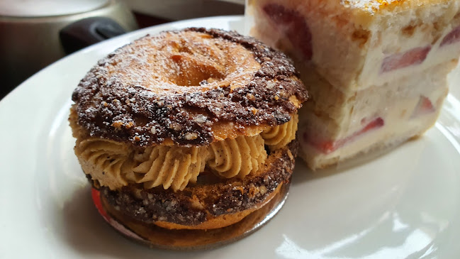 Lorraine's Patisserie