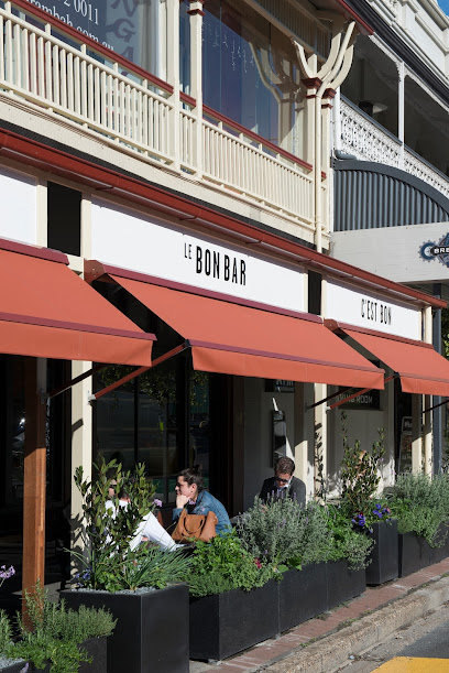 C'est Bon Restaurant & Le Bon Bar