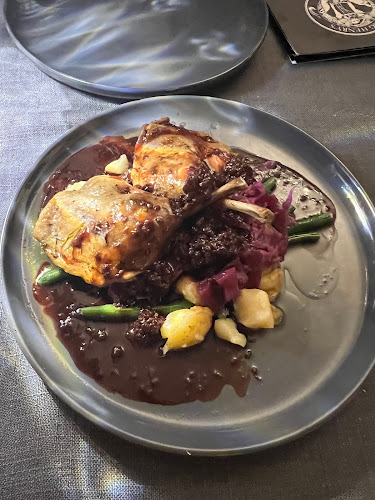 King Henry’s Restaurant - Sassafras