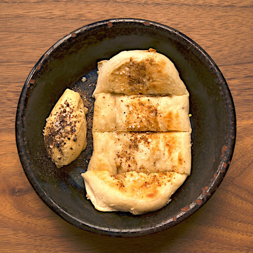 Lions And Tigers - Hospitality and gastronomy