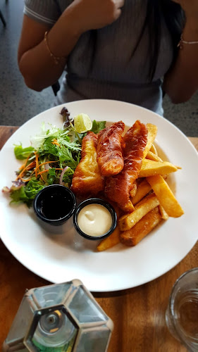 Opinii despre Steamers Bar and Grill în Wollongong - Hospitality and gastronomy