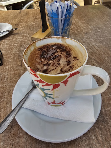 321 Cafe Learmonth - Hospitality and gastronomy