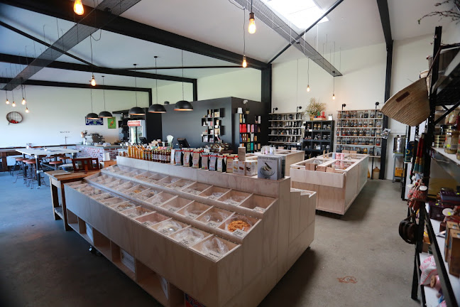 Solomon Merchants - Albany