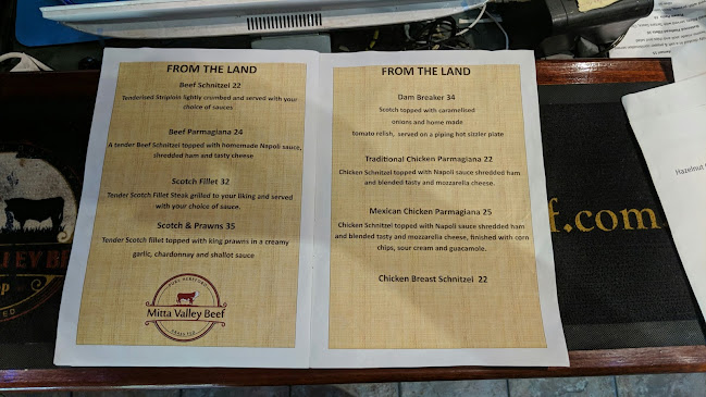 Dartmouth Pub - Hospitality and gastronomy