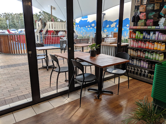 Comentarii opinii despre Natural Tucker