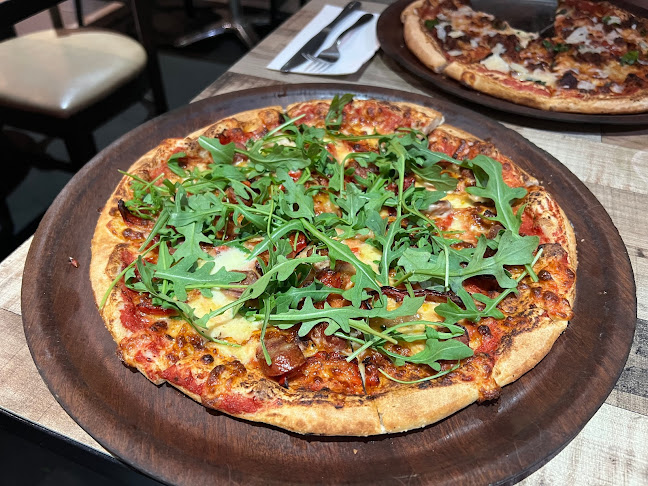 Lipari Pizza Bar - Hospitality and gastronomy