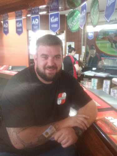 Comentarii opinii despre Bottlemart - Attfield 39 Bar & Bistro