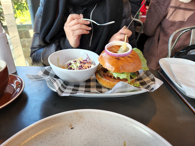 84 Railway Parade, Leura NSW 2780