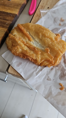 Gippy Fish N Chips - Hospitality and gastronomy