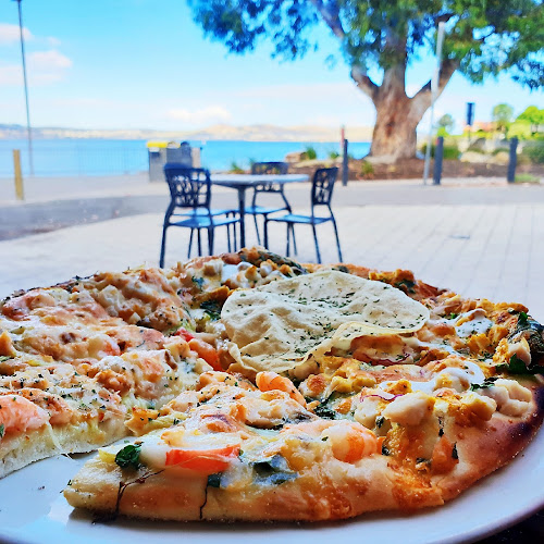 Sandy Bay Beach Wood fired Pizza - Hospitality and gastronomy