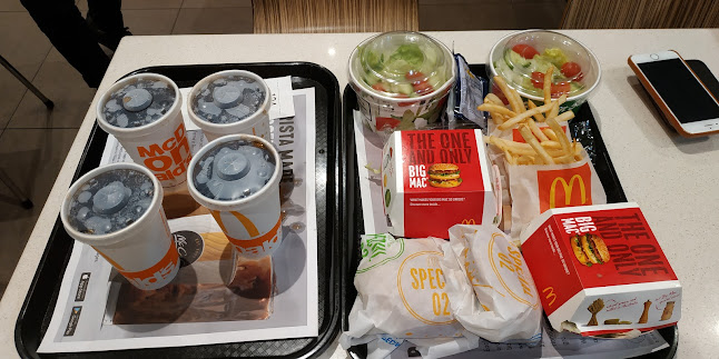 McDonald's - Hospitality and gastronomy