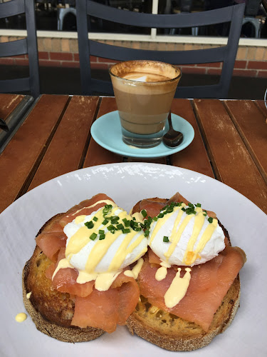 Cafe Circe - Sunbury