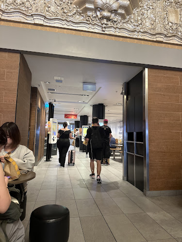 Comentarii opinii despre McDonald's George St