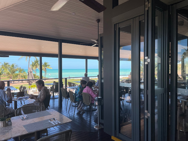 Mable & Co - Vintage Caravan Bar Service