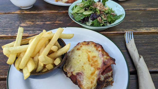 Paradise Valley Hotel - Hospitality and gastronomy