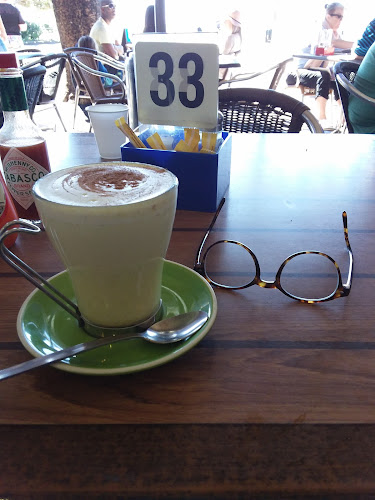 Montmartre By The Sea - Hospitality and gastronomy