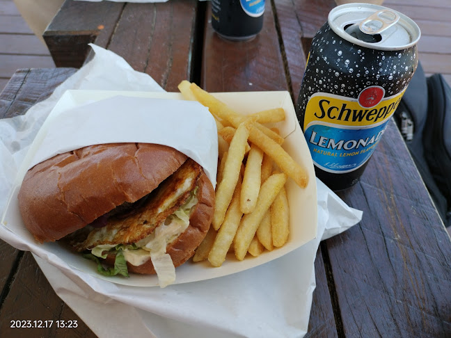 Burgers on Scarborough - Southport