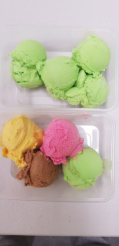 Opinii despre Lalazar Juice & Ice Cream în Narre Warren South - Hospitality and gastronomy
