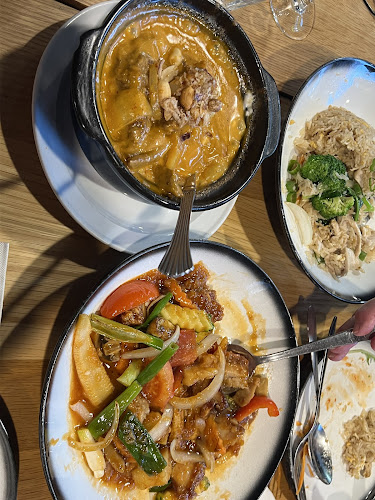 92 Chilli Basil Thai Restaurant - Hospitality and gastronomy