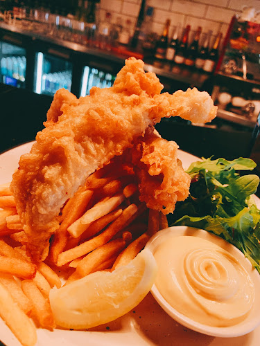 BACKSTAGE BAR & RESTAURANT - Launceston