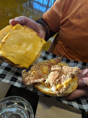 Comentarii opinii despre BAO Burgers & Grillz @ Capri