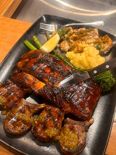 Smokehouse Meat & co Grill And Bar - Hospitality and gastronomy