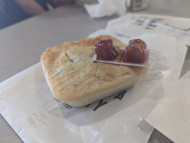 Pinjarra Bakery (Pinjarra) - Hospitality and gastronomy