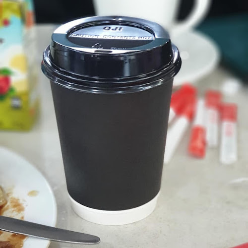 Comentarii opinii despre Morty's Coffee & Wine Bar