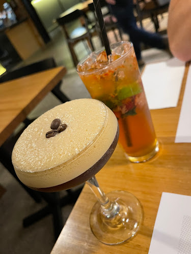 Comentarii opinii despre Headricks Lane