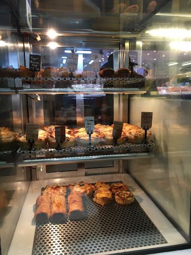 Gregory's Hotbread - Hospitality and gastronomy