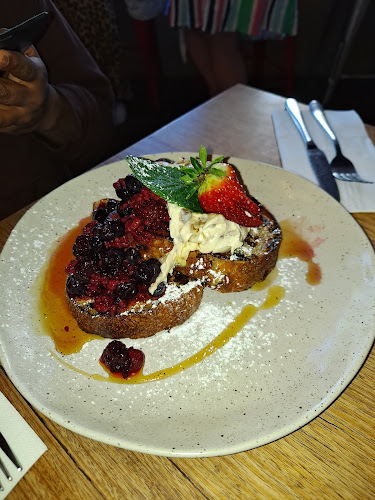 664 Dean St, Albury NSW 2640