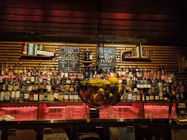 Blackbird bar - Hospitality and gastronomy