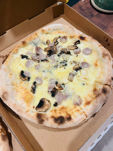 Sicily Autostrada Pizzeria - Hospitality and gastronomy