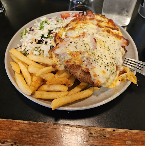 Opinii despre Gosnells Hotel în Perth - Hospitality and gastronomy