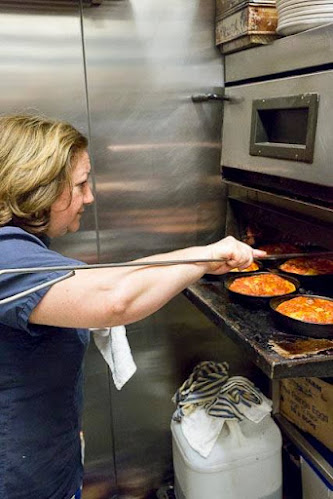 Lucias Pizza & Spaghetti Bar - Hospitality and gastronomy