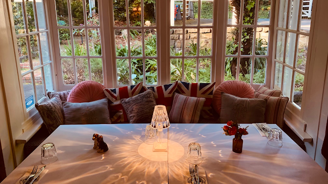 Comentarii opinii despre King Henry’s Restaurant