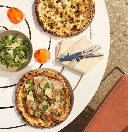 Pool Club - Hospitality and gastronomy