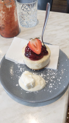 Opinii despre Black Cup Cafe în East Geelong - Hospitality and gastronomy