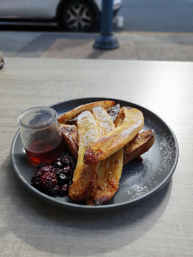 1/40-42 Hanlan St, Surfers Paradise QLD 4217