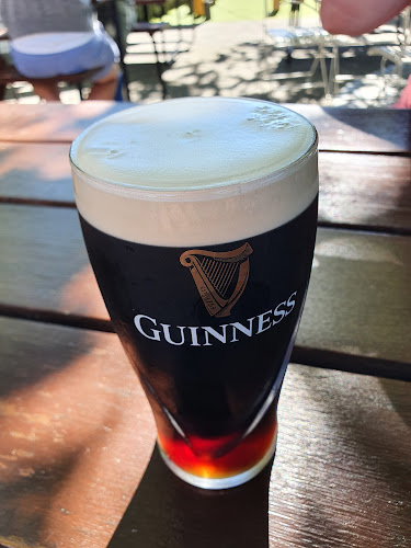 260-262 Ferntree Gully Rd, Notting Hill VIC 3168