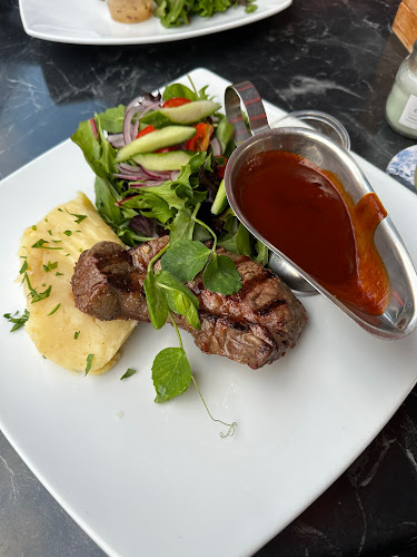 Central Lounge - Hospitality and gastronomy