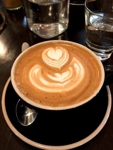 Comentarii opinii despre Dandy Lane Cafe