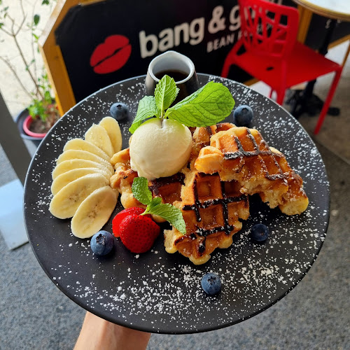 Bang & Grind Café Spence St.