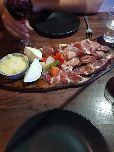 Comentarii opinii despre 400 Gradi - Brunswick