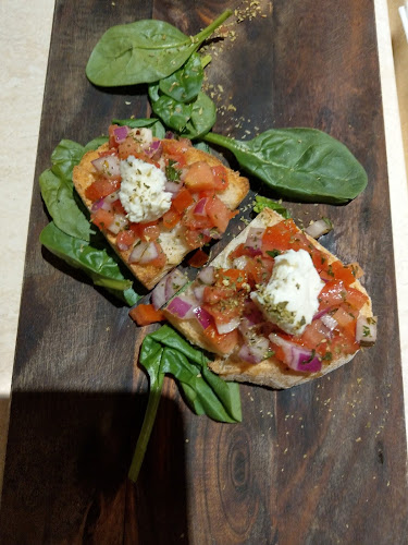 Via Della Spiga Italian Restaurant - Hospitality and gastronomy