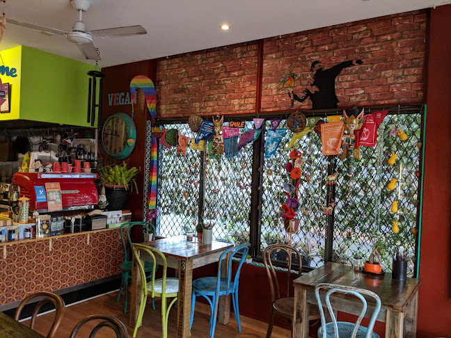 rawthentic - organic unbakery and farmacy - Tweed Heads