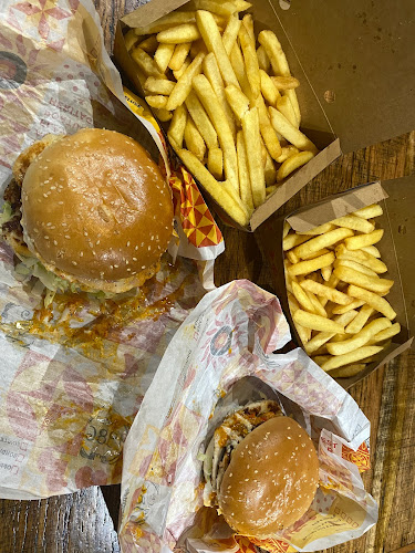 Opinii despre Oporto Liverpool Megacentre Drive Thru în Liverpool - Hospitality and gastronomy