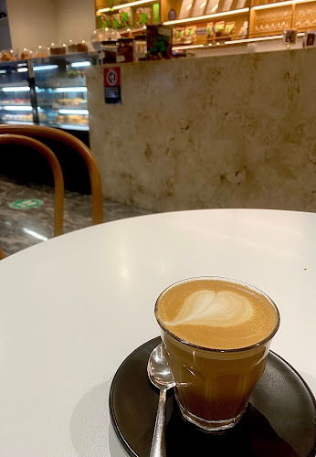 Wholegreen Bakery & Cafe Sydney CBD - Sydney