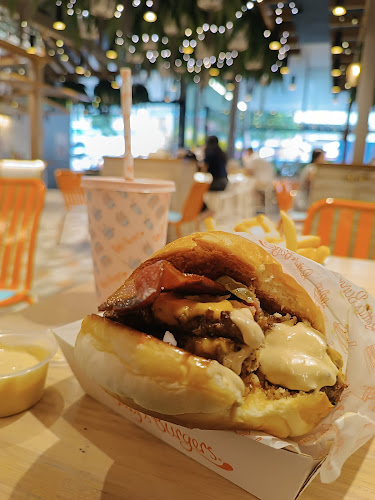 Betty’s Burgers - Hospitality and gastronomy